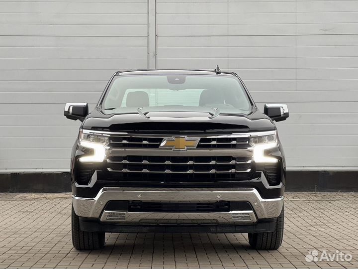 Chevrolet Silverado 5.3 AT, 2023, 100 км