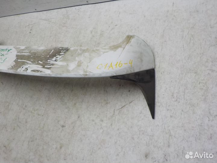 Спойлер двери багажника Mazda CX-5 2012