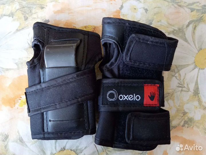 Роликовые коньки