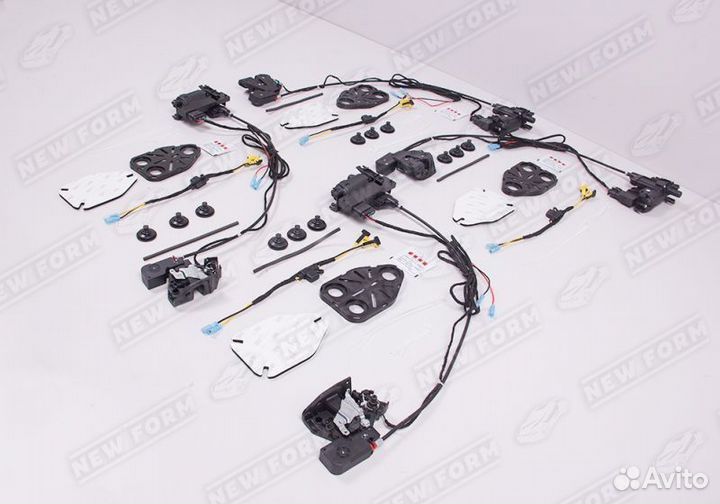 Доводчики дверей Toyota Land Cruiser 200