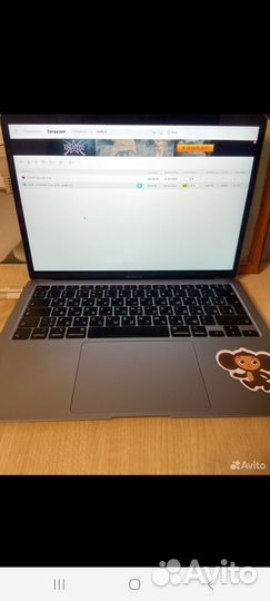 Apple MacBook Air 13- inch, core i3