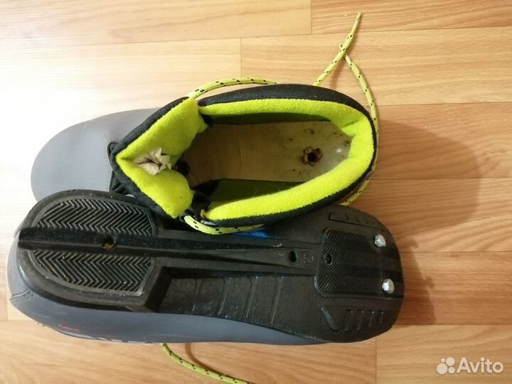 Ледовые ботинки с передней пластиной