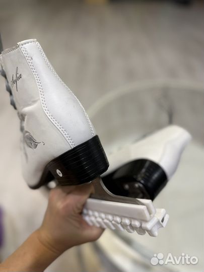 Коньки детские 34 размер