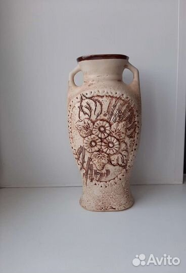 Ваза для цветов объёмная