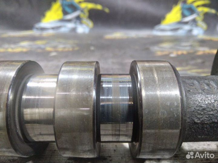 Распредвал правый Audi A6 C5 AGA