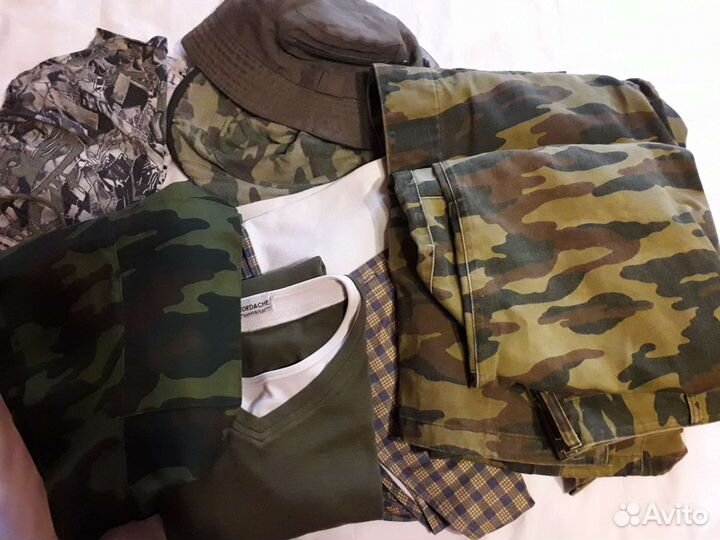Костюм камуфляжный и брюки 44-46 р бронь