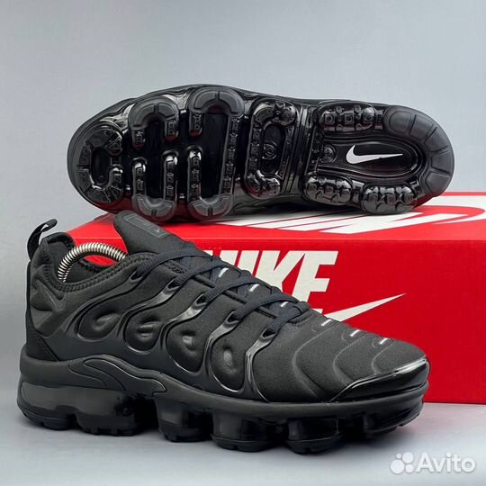 Кроссовки Nike Air Vapormax Plus 