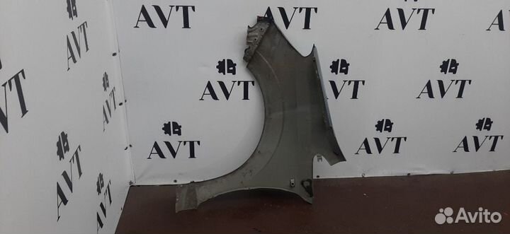 Крыло переднее правое Opel Zafira