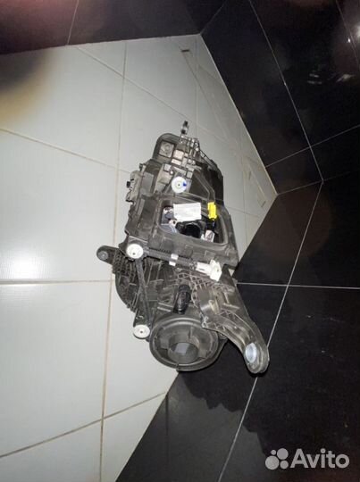 Mercedes GLS фара