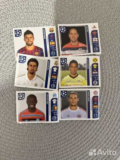 Наклейки и карточки Panini