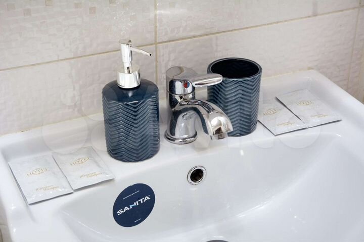 2-к. квартира, 70 м², 8/16 эт.