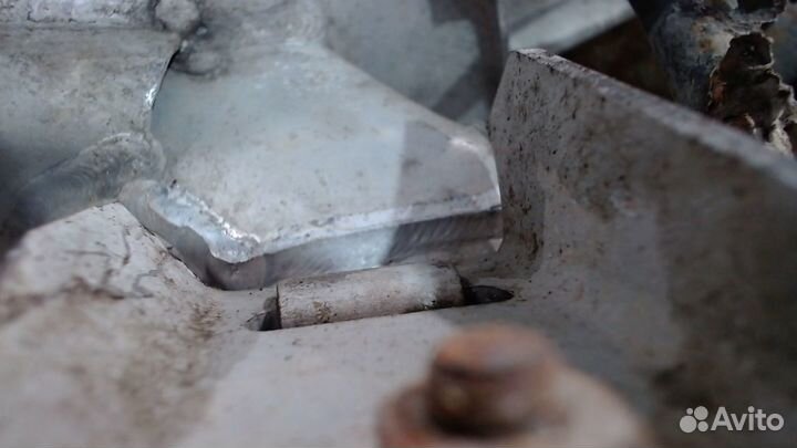 Балка подвески задняя BMW 5 E39, 2001