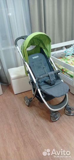 Коляска прогулочная