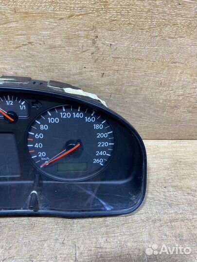 Панель приборов Volkswagen Passat B5 дизель 112486