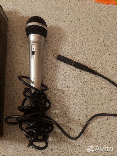 Микрофон Thomson M151
