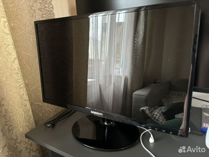 Монитор Samsung