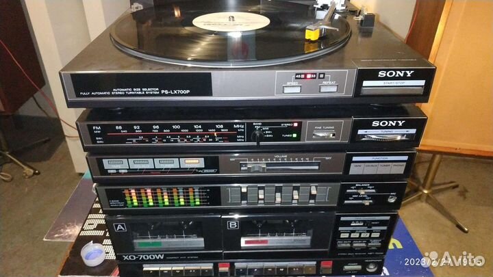 Винтажный музыкальный центр Sony XO-700W,с винилом