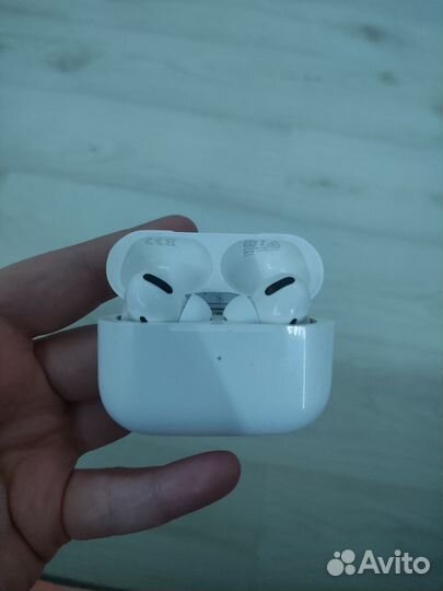 Наушники Airpods pro