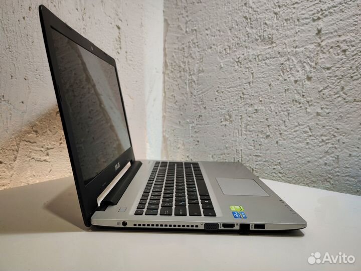 Ноутбук Asus: Intel Core i5, SSD 240GB, GT740M 2GB