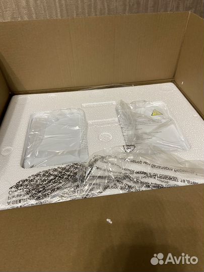 Новая Микроволновая печь соло Aro MW7720