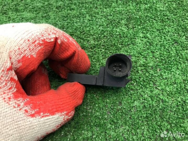 Датчик включения стоп-сигнала Audi A3 8P ccza 2009