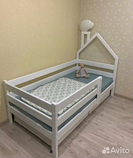 Кровать детская