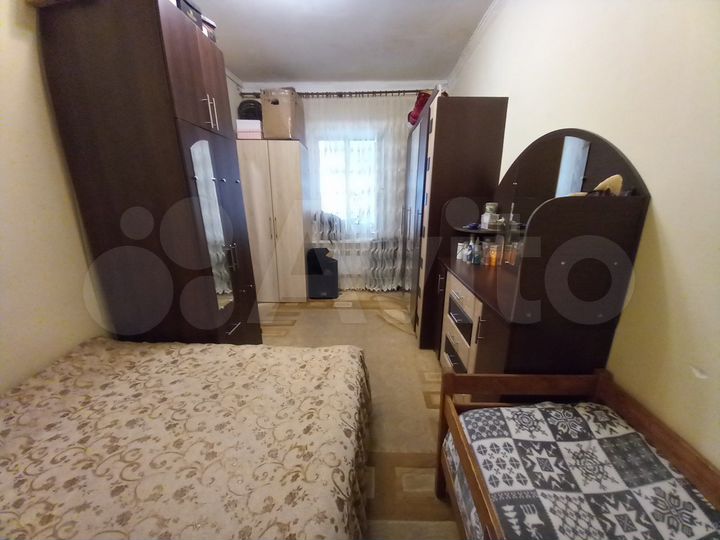 2-к. квартира, 42 м², 1/1 эт.