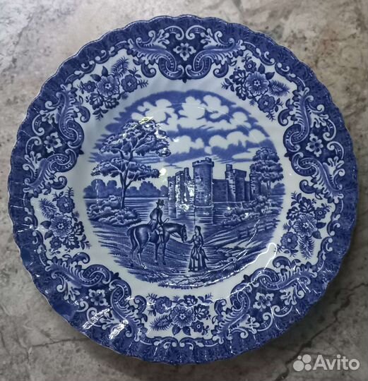 Тарелка декоративная