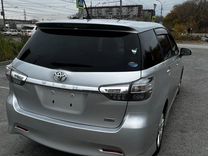 Toyota Wish 1.8 CVT, 2013, 44 000 км, с пробегом, цена 1 210 000 руб.