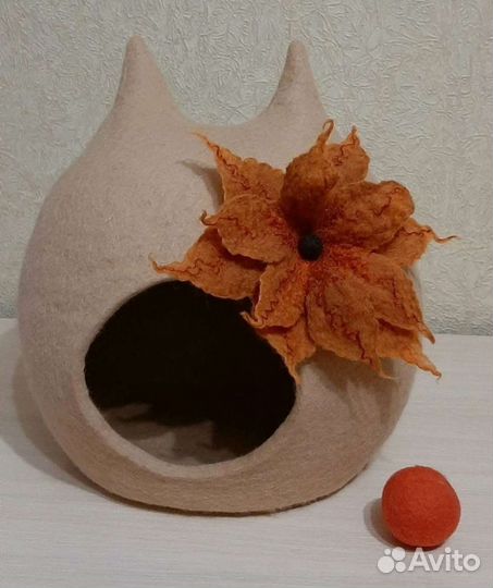 Лежанка домик для собаки