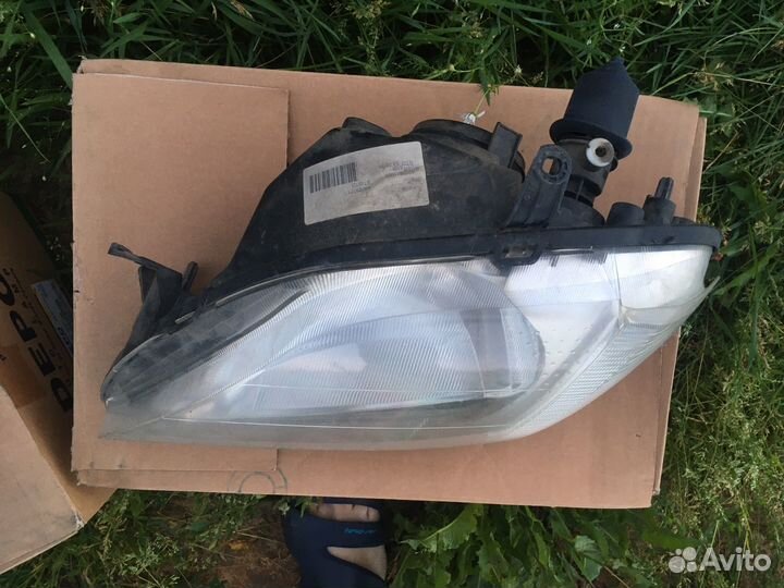 Фары передние renault logan 1