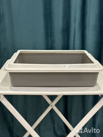 Продам переноску и туалет для кота (комплектом)