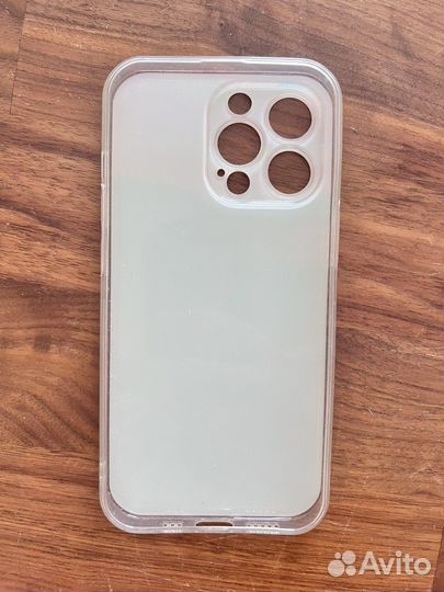 Чехлы на iPhone 13 Pro