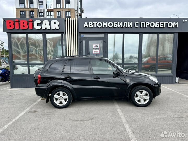 Toyota RAV4 2.0 AT, 2004, 255 000 км