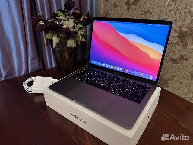 MacBook Pro 13 2017 Space Gray 256 Gb