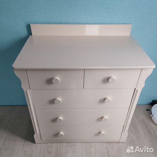 Продам б/у детскую кроватку и пеленальный стол-ком