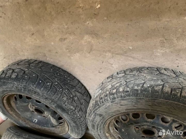 Штампованные диски с резиной yokohama r15