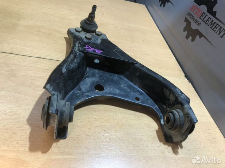 Рычаг передний правый Renault Duster I (2010—2015)