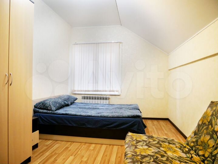 2-к. квартира, 57 м², 4/4 эт.