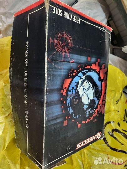 Heelys кроссовки с роликами 43 размер, почти новые