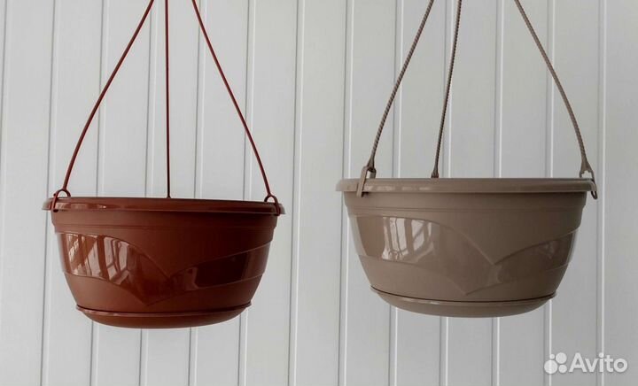 Кашпо для цветов подвесное