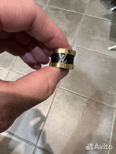Кольцо louis vuitton