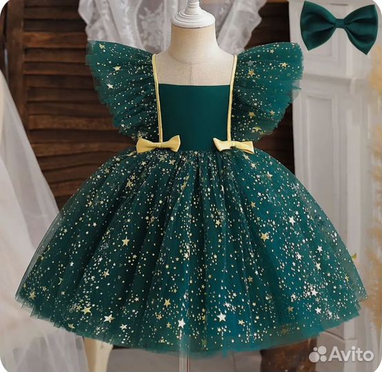 Пышное нарядное платье для девочки зеленое