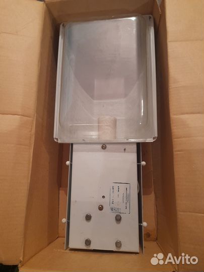 Фонарь уличный