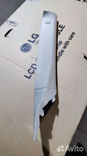 Обшивка салона стойка LR107308