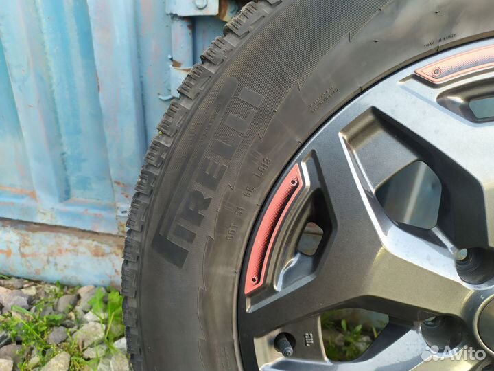 Pirelli Winter Ice Control 225/65 R17