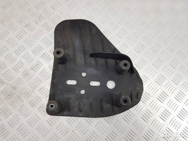 55230-J5000 Защита днища Kia Stinger