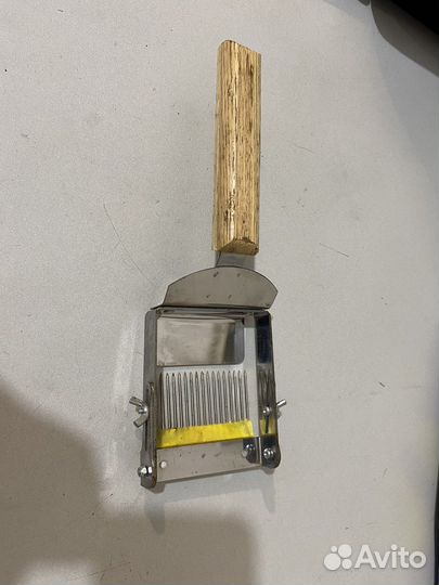 Вилка для распечатывания сот