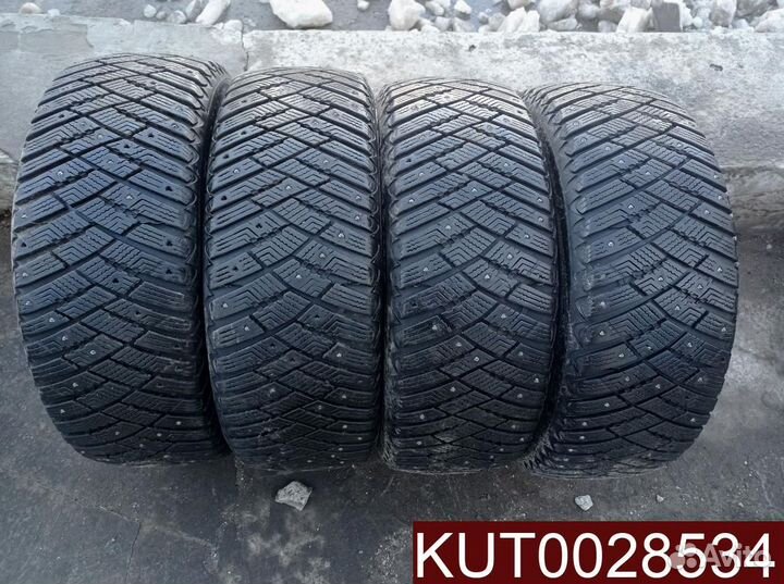 Goodyear Ultragrip Ice Arctic 205/55 R16 107U