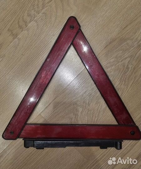 Знак аварийной остановки